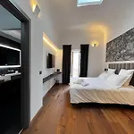 Gioiamia - Luxury Rooms In Cattedrale